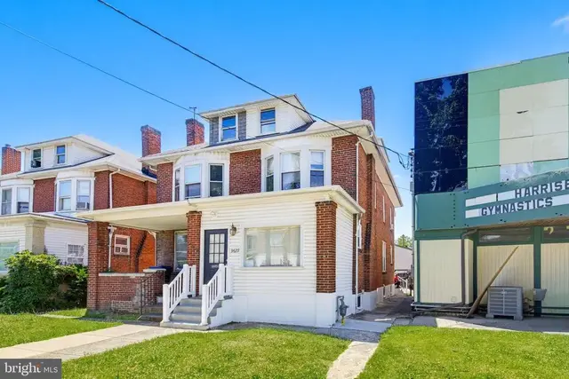 3429 Derry St, Harrisburg