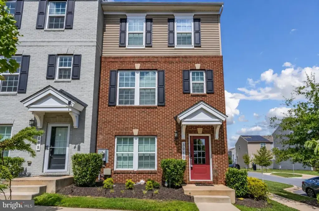 3010 Pinebrook Rd, LANDOVER