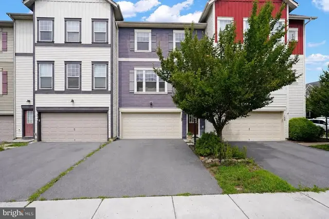 102 Gretchen Ct, Stephenson