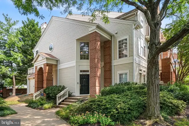 6863 Brindle Heath Way #179, Alexandria