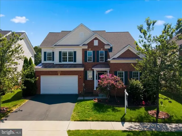 23276 Fallen Hills Dr, Brambleton