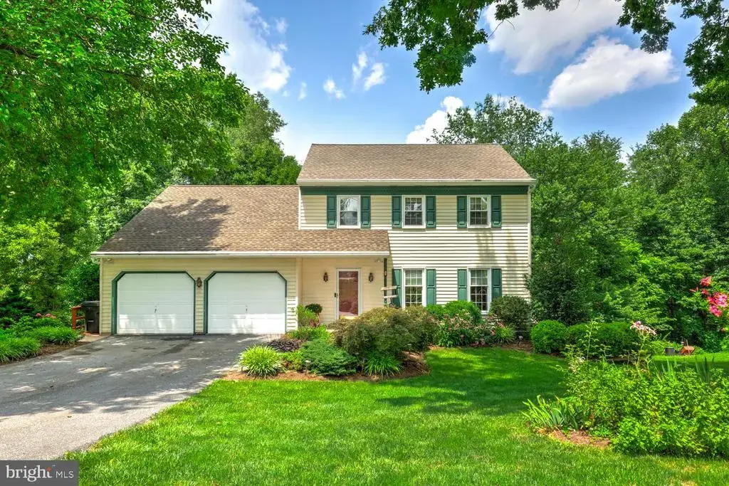 66 Slaymaker Hill Rd, KINZERS