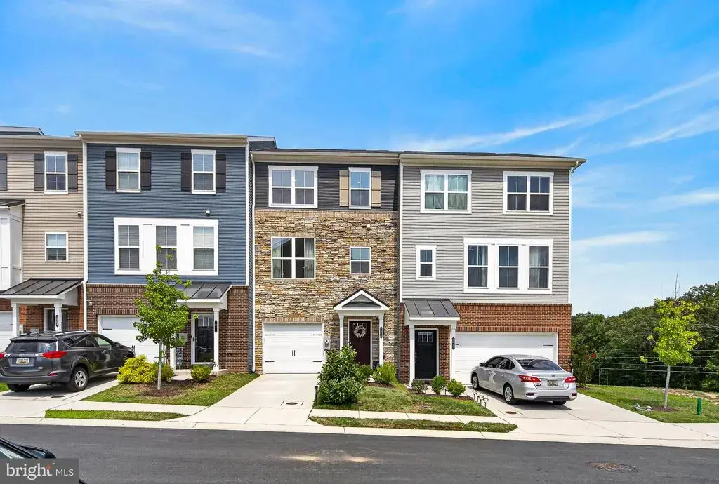 7013 Fox Glove Ln, HANOVER
