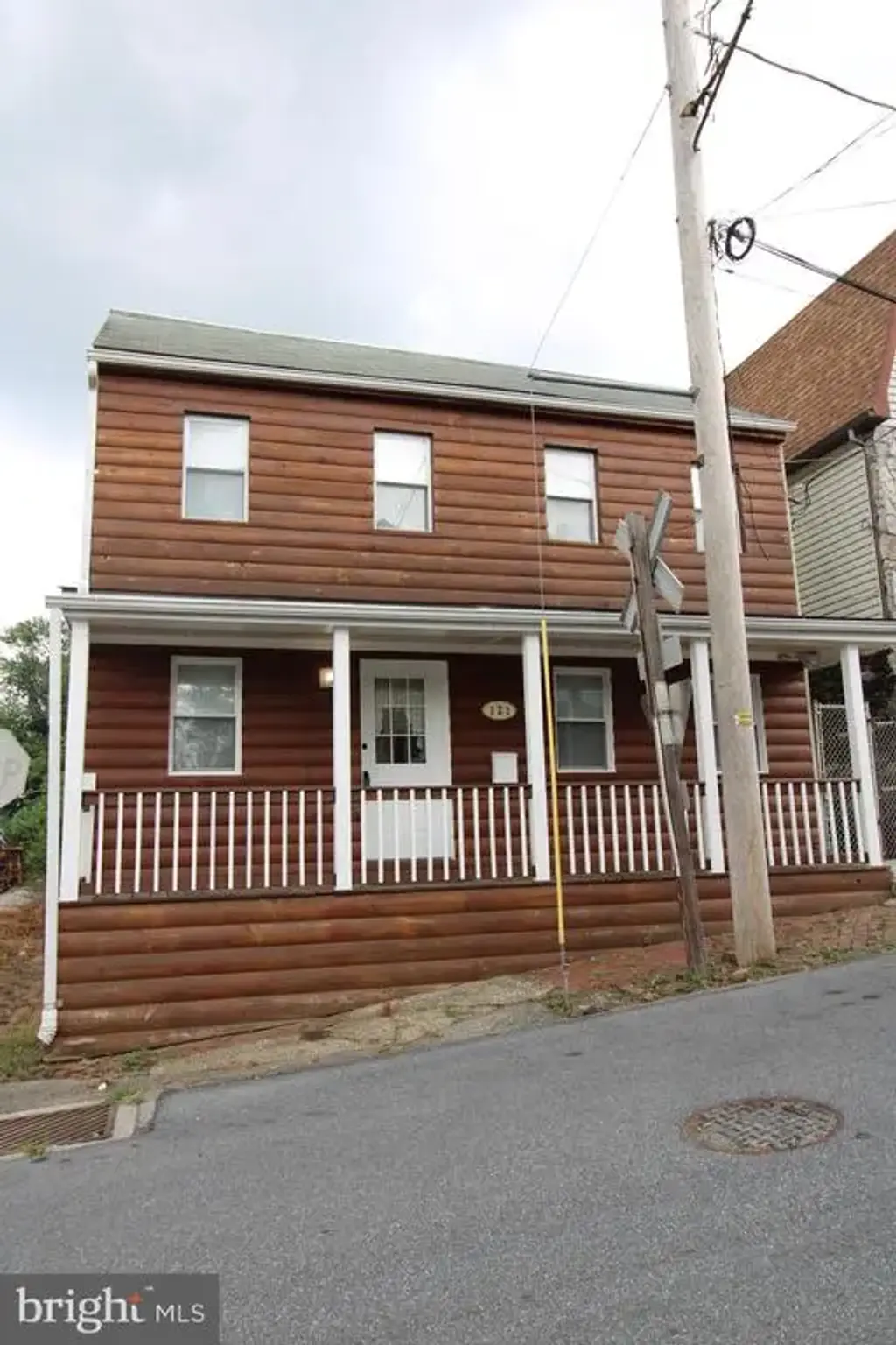 121 Perry St, COLUMBIA
