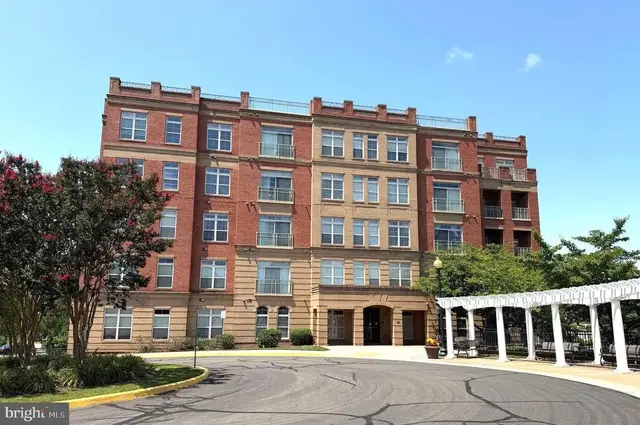 680 Watermans, Woodbridge