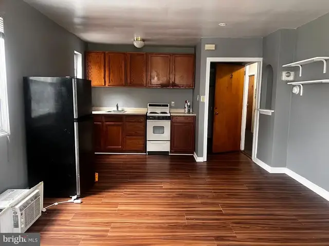 4631 State Rd #2, Drexel Hill