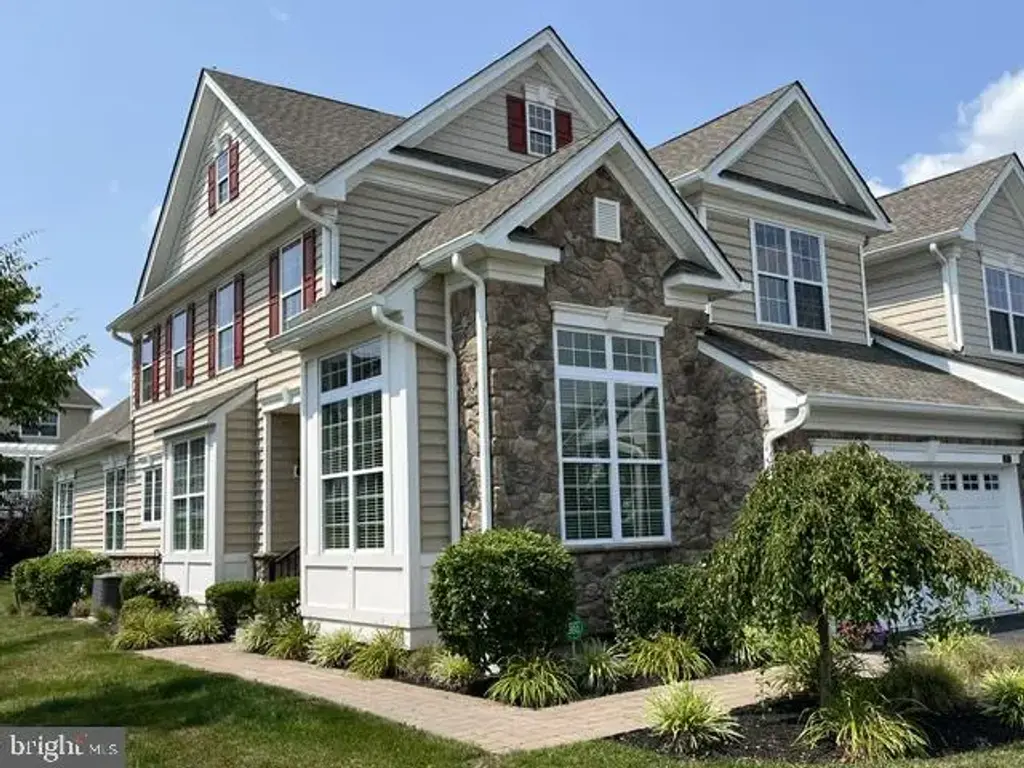 271 Hopewell Dr, COLLEGEVILLE