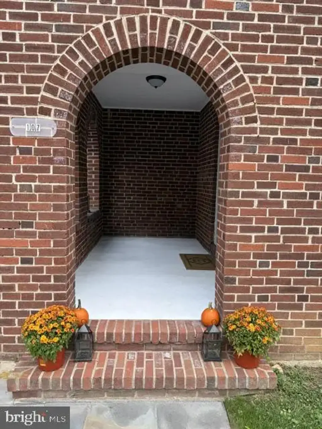 107 W Circular Ave, PAOLI