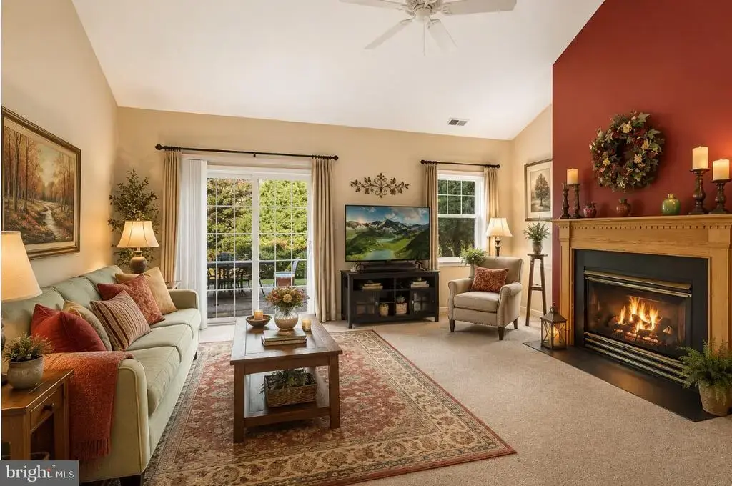 6 Mitchell Ct, MARLTON