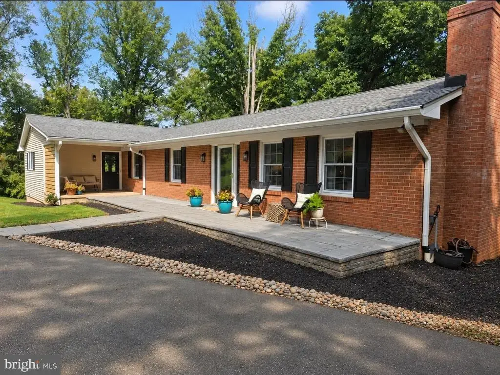 5290 Hillside Dr, WARRENTON