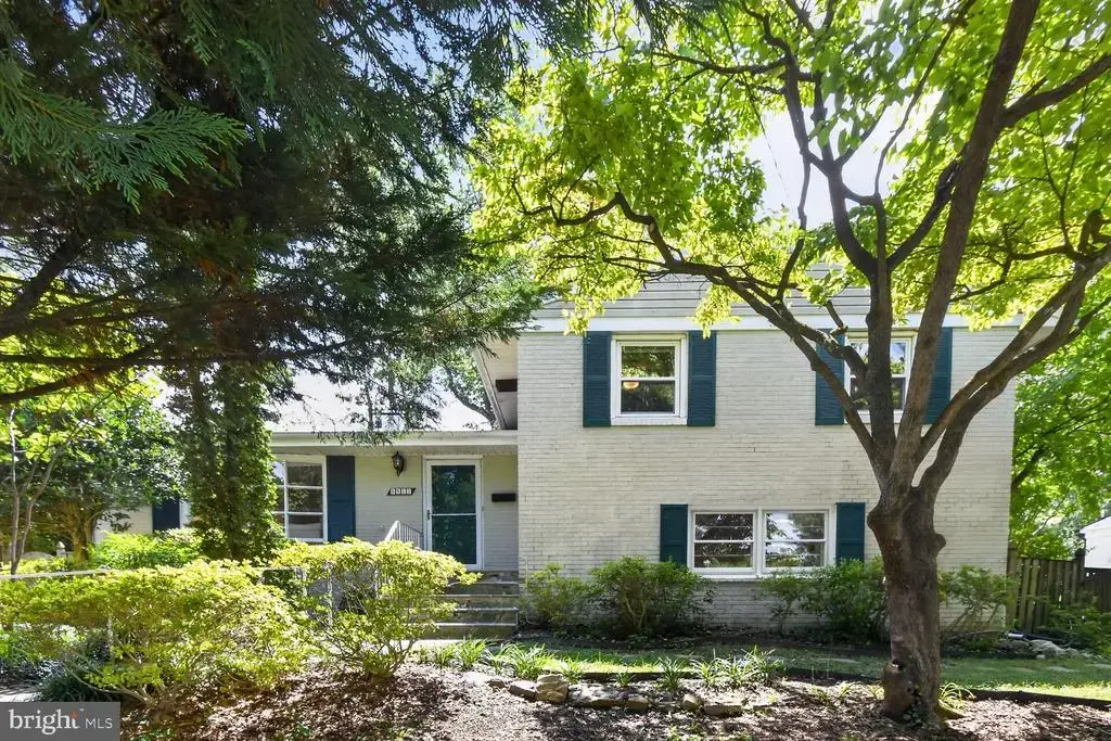8511 Freyman Dr, CHEVY CHASE