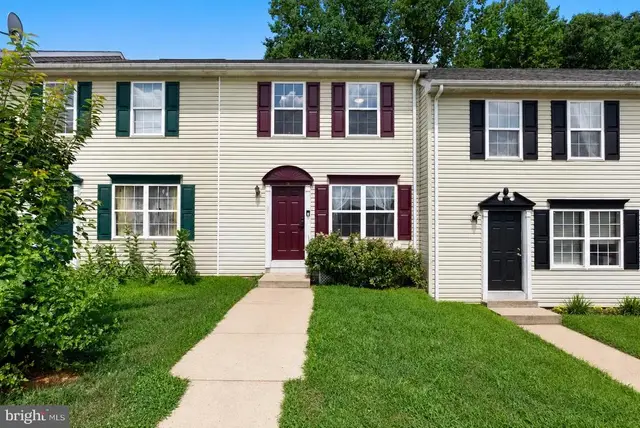 78 Hickory Dr, North East