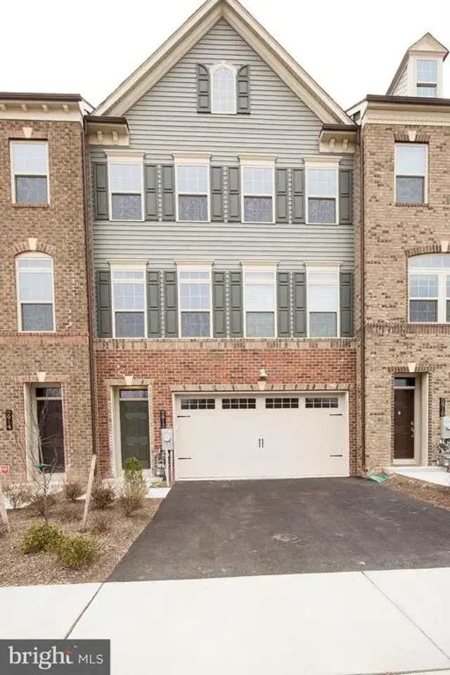 2912 Middleham Ct, Hanover