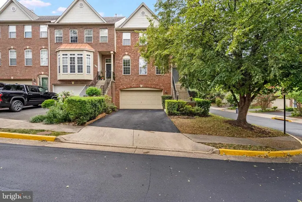 4109 Leclair Ct, FAIRFAX