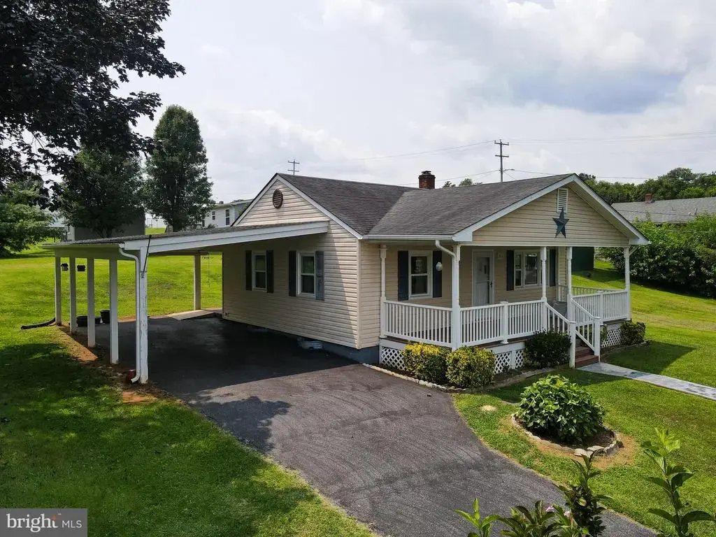 204 Ninth Ave, LURAY