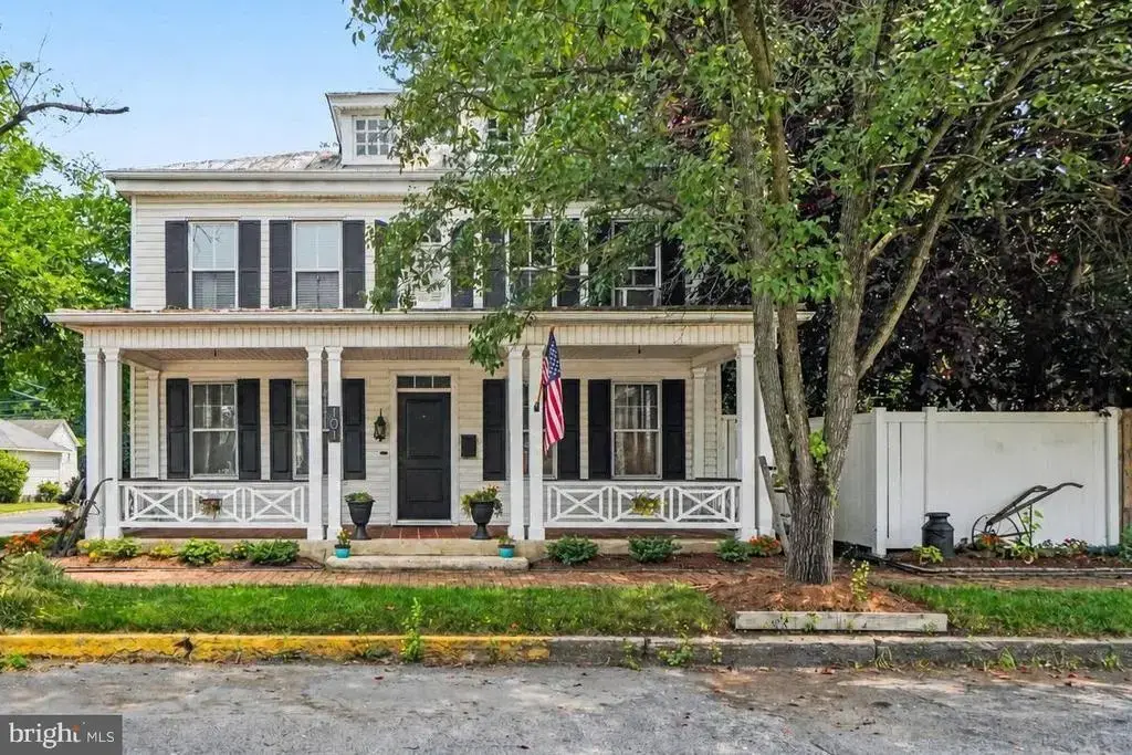 101 S 2nd St, NEWPORT