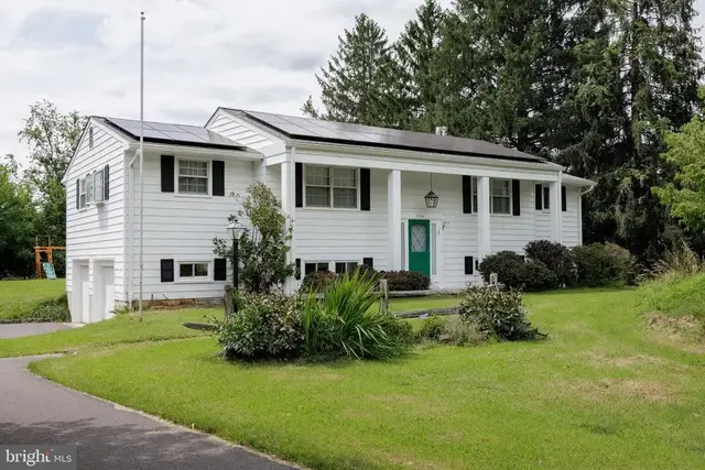 3106 Hearthstone Rd, Ellicott City