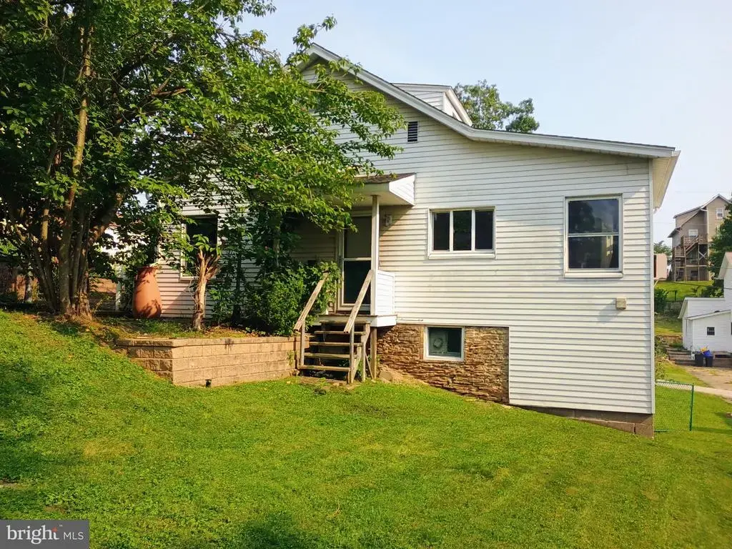321 Hill Street, BELLE VERNON