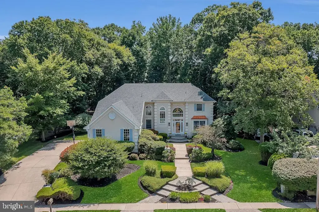 17 Stanwyck Rd, MOUNT LAUREL