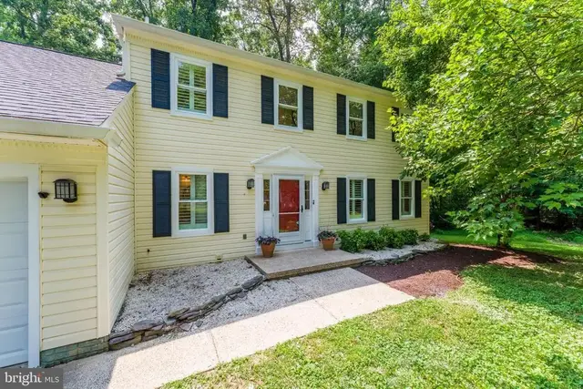 12400 Alexander Cornell Dr, Fairfax