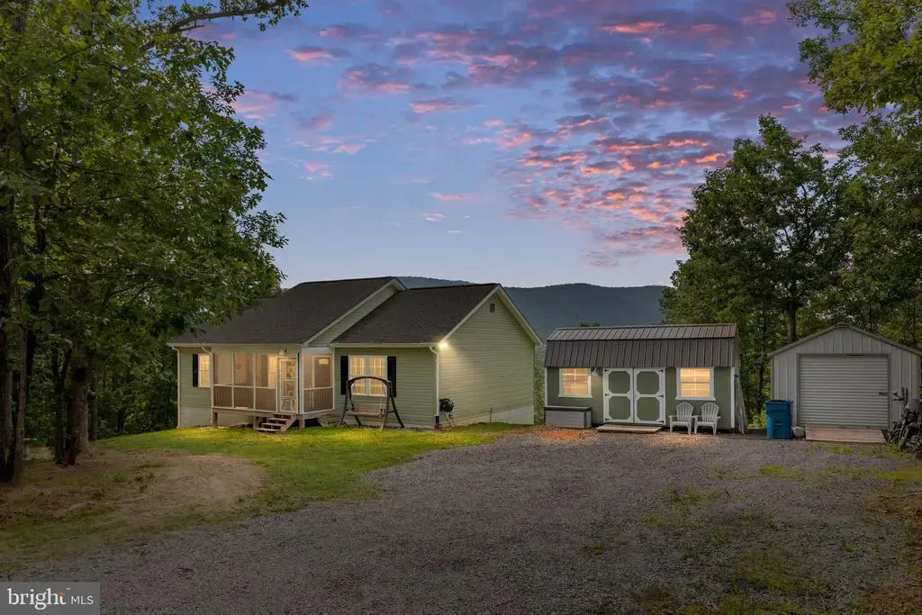 185 Buck Run Ln, FORT VALLEY