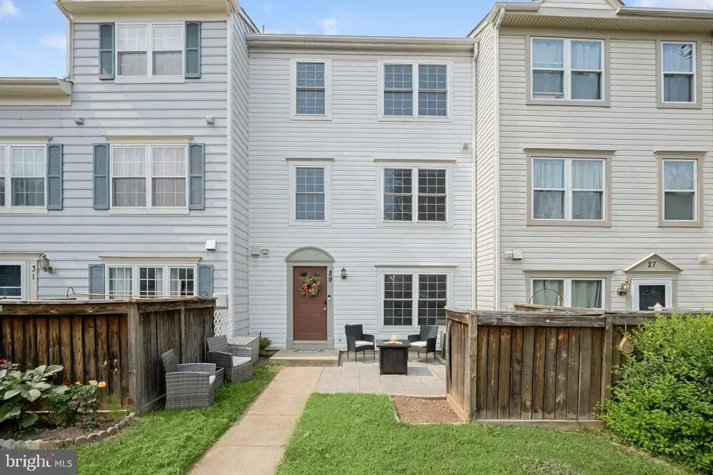 29 Highstream Ct #1027, GERMANTOWN