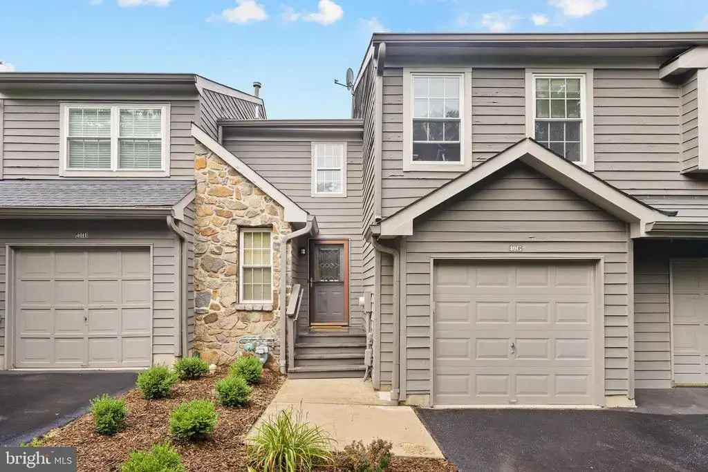 40-g Roxbury Ct #g, PRINCETON