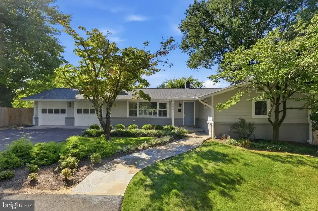 1003 Collingwood Rd, ALEXANDRIA