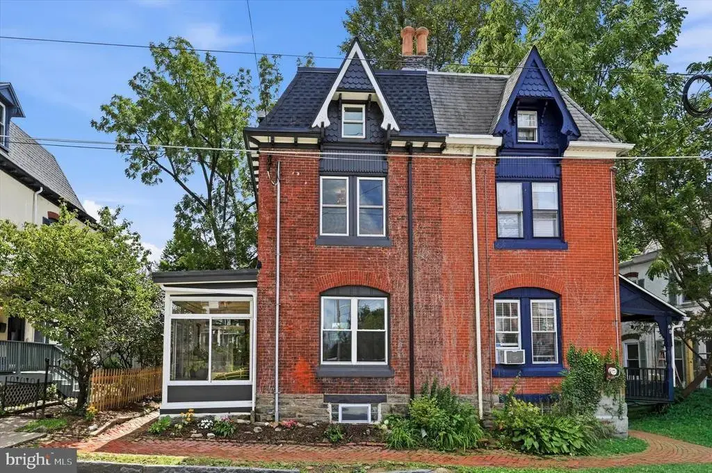 24 Westview St, PHILADELPHIA