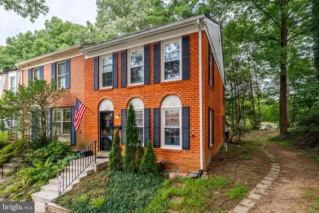 2305 Horseferry Ct, Reston