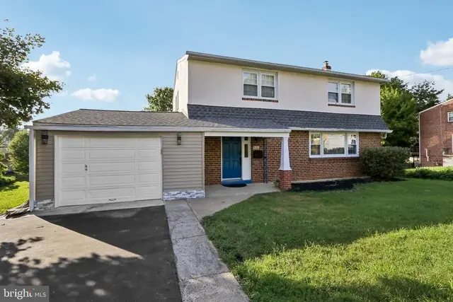 326 Fillmore St, Jenkintown