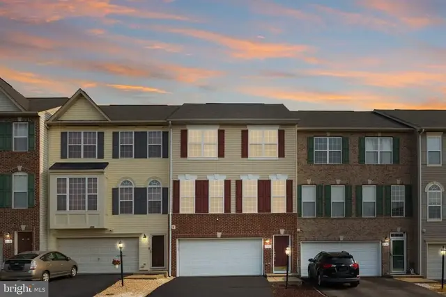 2192 Armitage Ct, Woodbridge