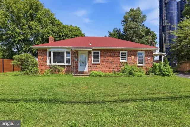 17855 Barrens Rd N, Stewartstown