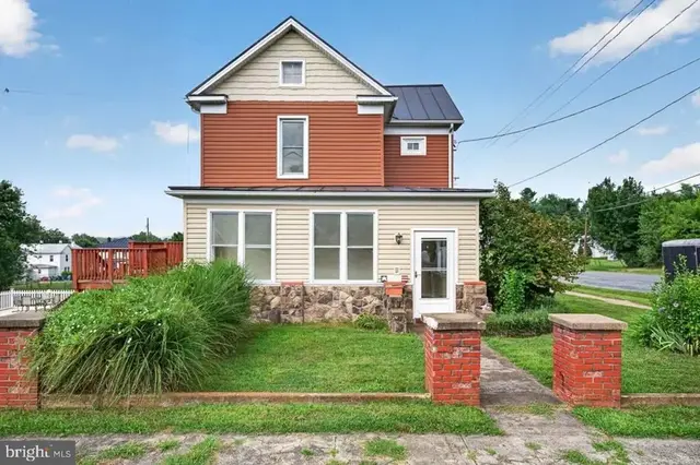 401 6th St, Shenandoah
