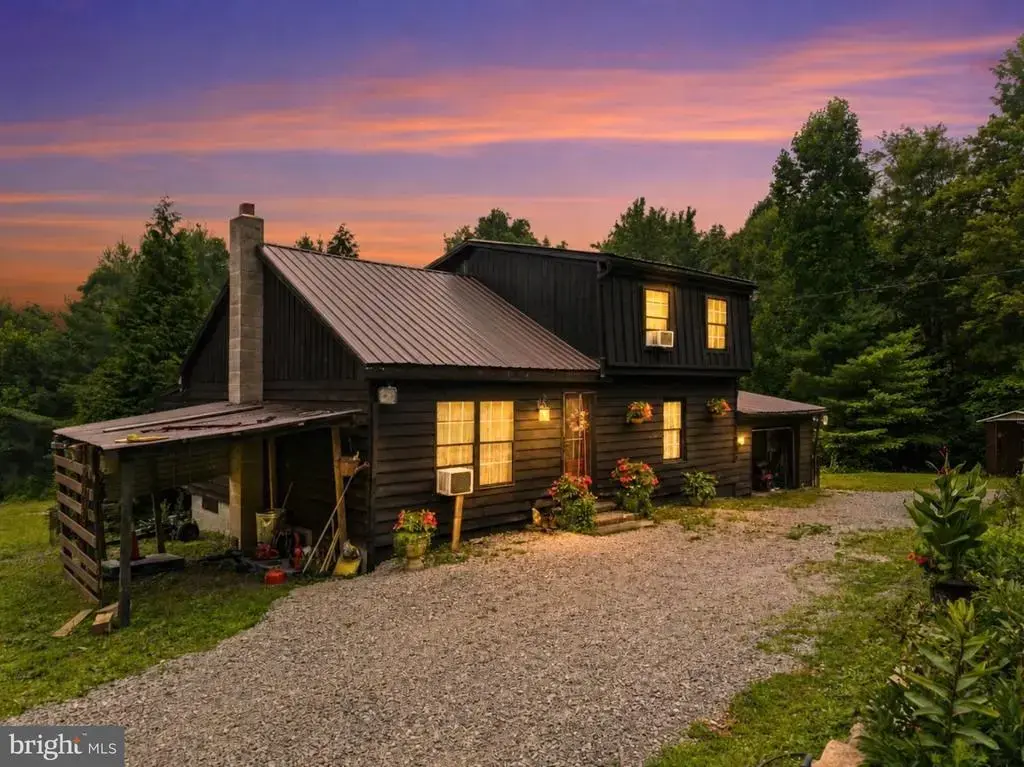 20 Lower Bald Eagle Ln, MC CLURE