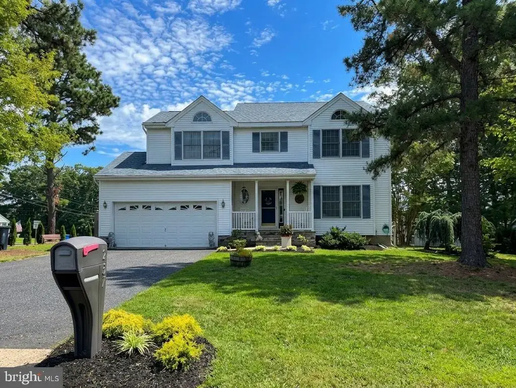 257 Nautilus Dr, MANAHAWKIN