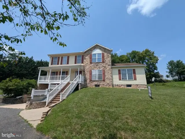 1506 Holman Dr, Edgewood