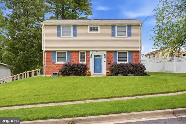 303 Winslow Rd, Oxon Hill