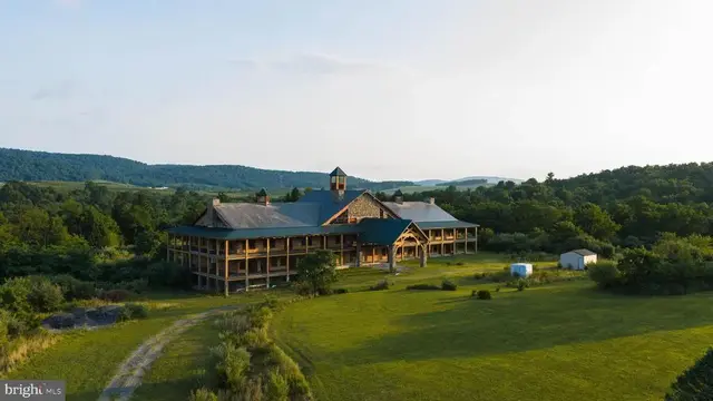 1207 Flohrs Church Rd, Biglerville