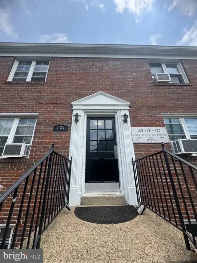 131 S Courthouse Rd #2, Arlington