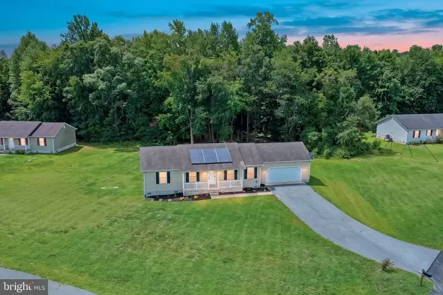 21856 Hackney Cir, Lincoln