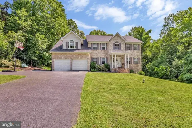 4220 Weeping Willow Ln, Huntingtown