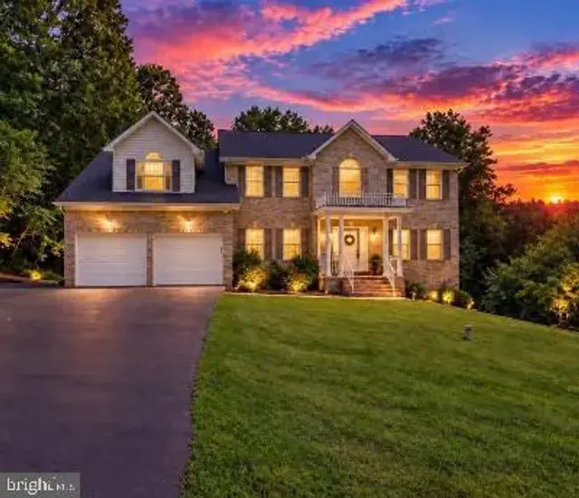 4220 Weeping Willow Ln, Huntingtown