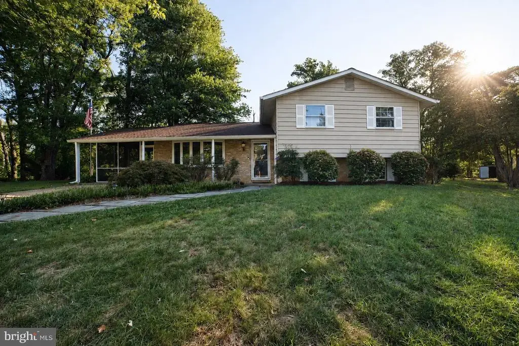 1302 Homewood Ln, ANNAPOLIS