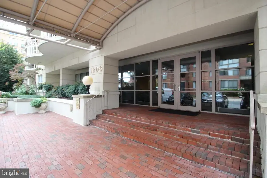 1200 Braddock Pl #312, ALEXANDRIA