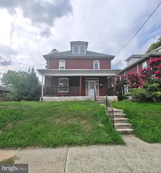1217 Wilson Ave, Chambersburg