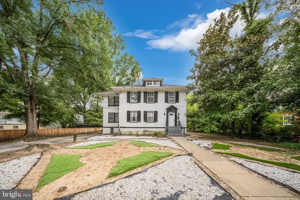 4605 Calvert Rd #202, COLLEGE PARK