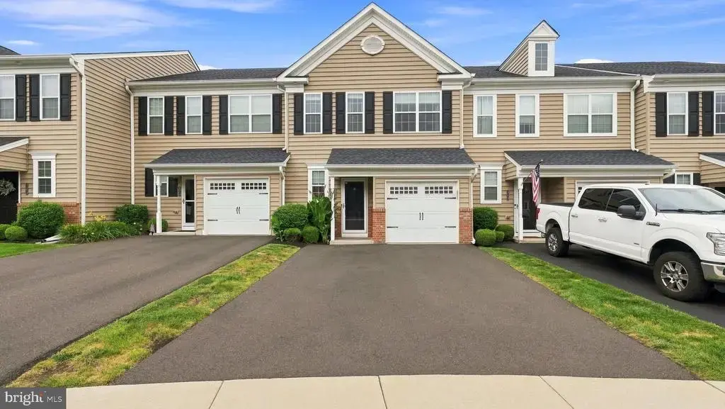 319 W Hamlin Ave, TELFORD