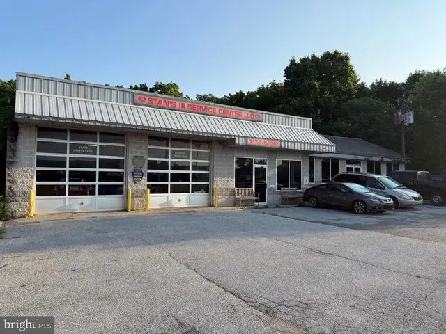 5823 Lincoln Hwy, York