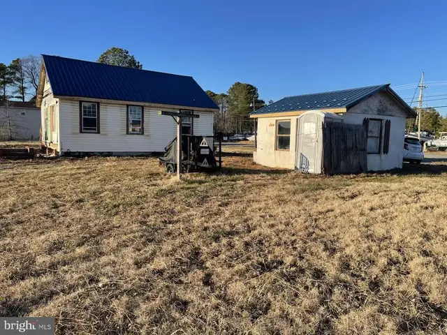 16173 Cobb Island Rd, Newburg